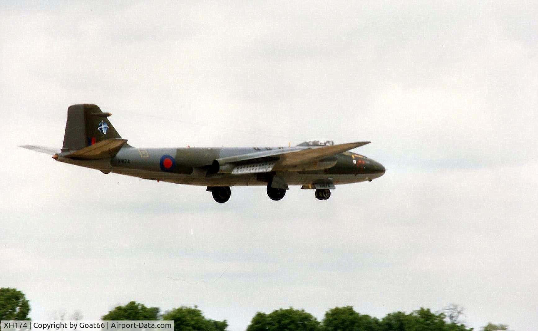 XH174, 1960 English Electric Canberra PR.9 C/N SH1738, Those were the days....another Canberra returns home.  RAF Wyton June 1988