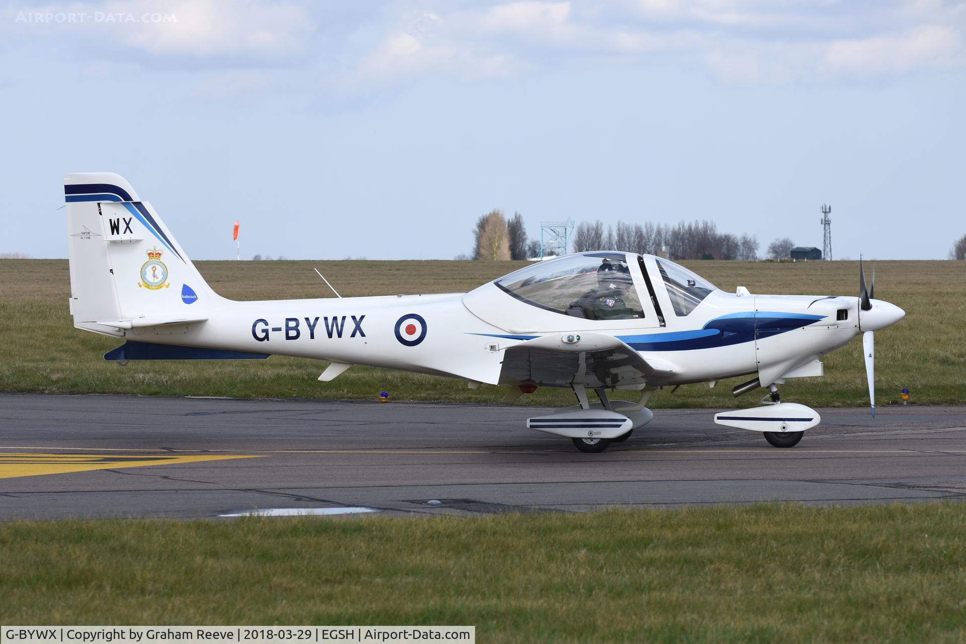 G-BYWX, 2001 Grob G-115E Tutor T1 C/N 82158/E, Departing from Norwich.