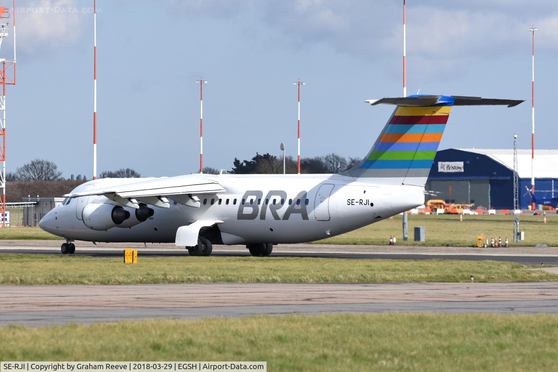SE-RJI, 1999 British Aerospace Avro 146-RJ100 C/N E3357, Departing from Norwich.