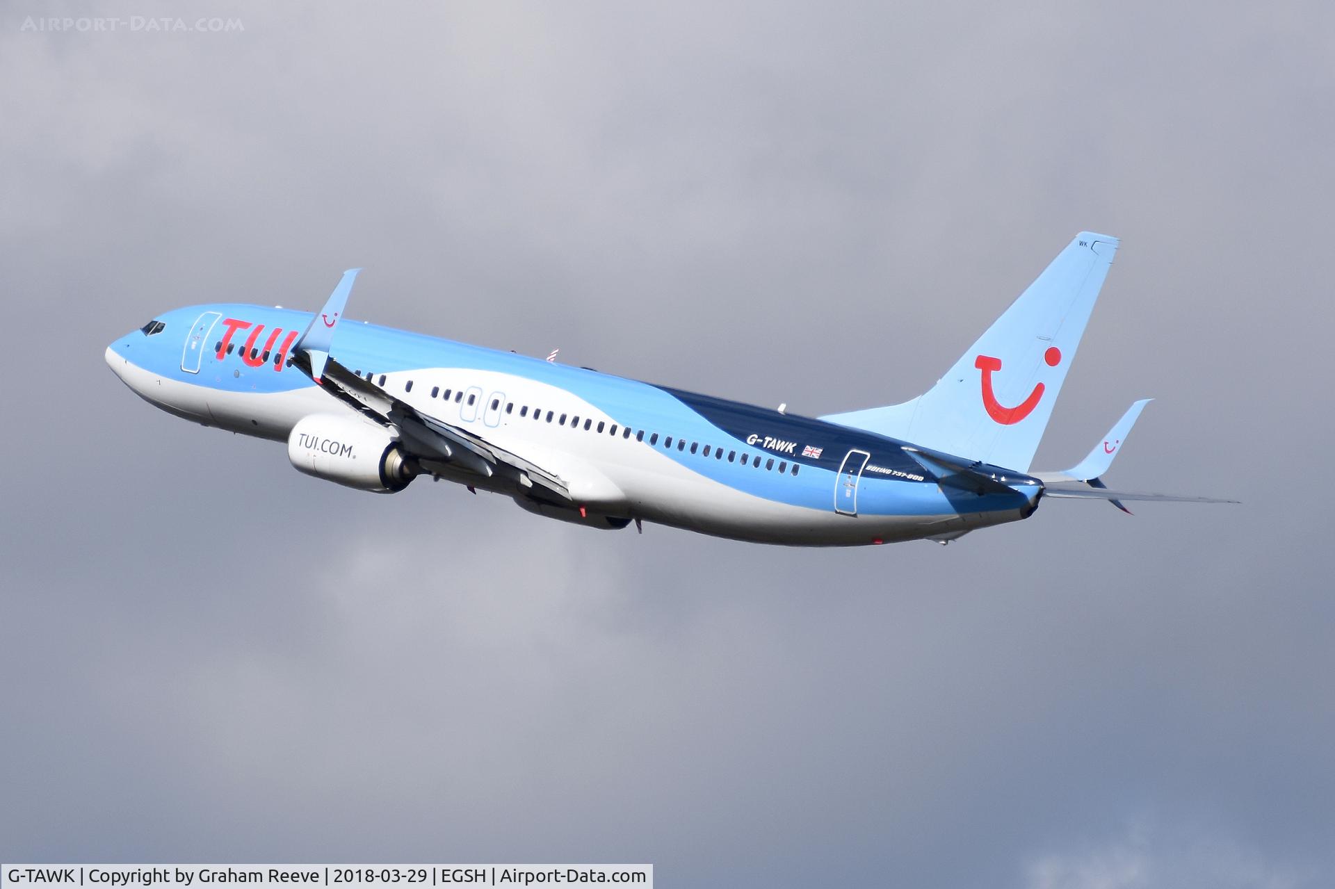 G-TAWK, 2012 Boeing 737-8K5 C/N 37239, Departing from Norwich.