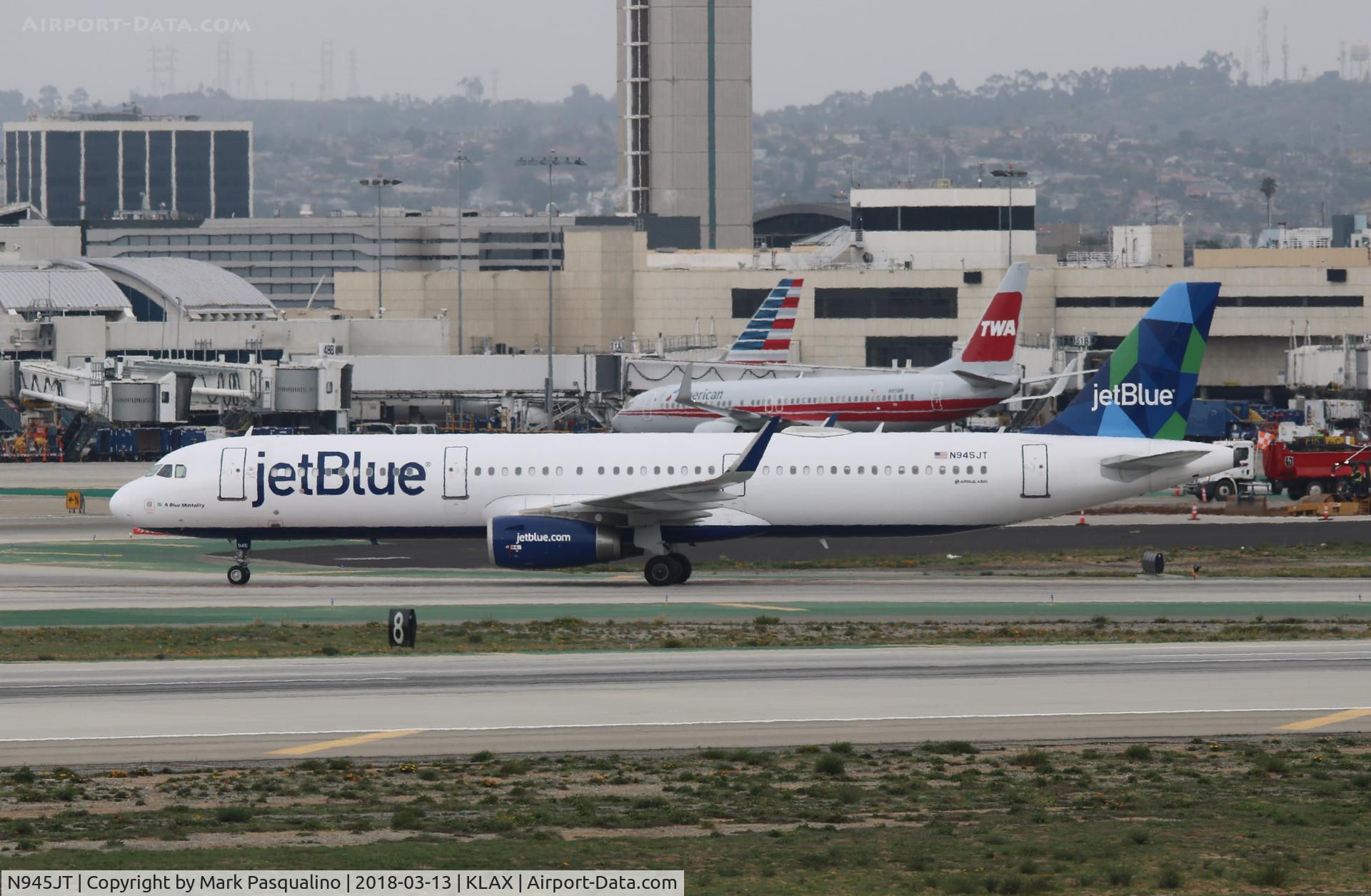 N945JT, 2014 Airbus A321-231 C/N 6390, Airbus A321-231