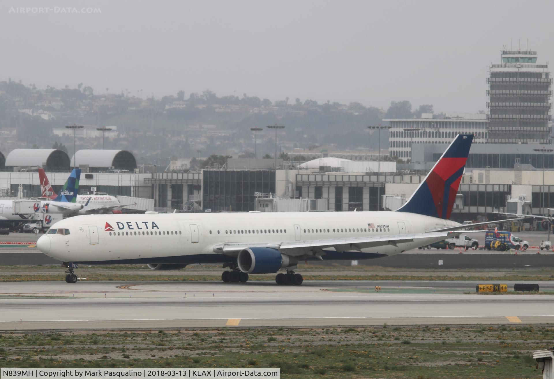 N839MH, 2001 Boeing 767-432/ER C/N 29712, Boeing 767-400ER