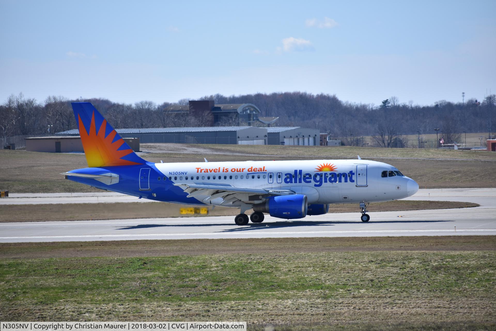 N305NV, 2005 Airbus A319-111 C/N 2398, Airbus A319-111 landing
