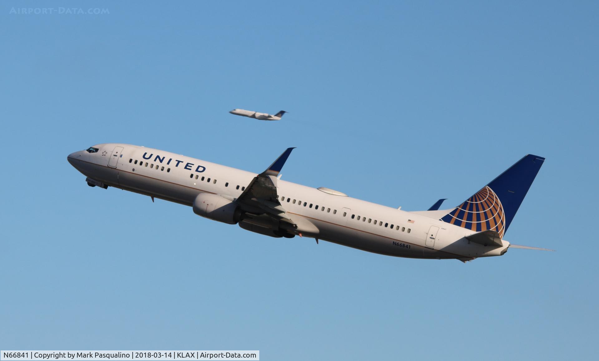 N66841, 2015 Boeing 737-924/ER C/N 42182, Boeing 737-900ER
