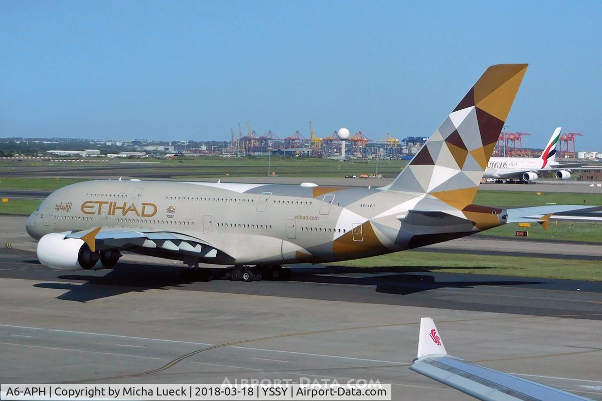A6-APH, 2015 Airbus A380-861 C/N 199, At Mascot