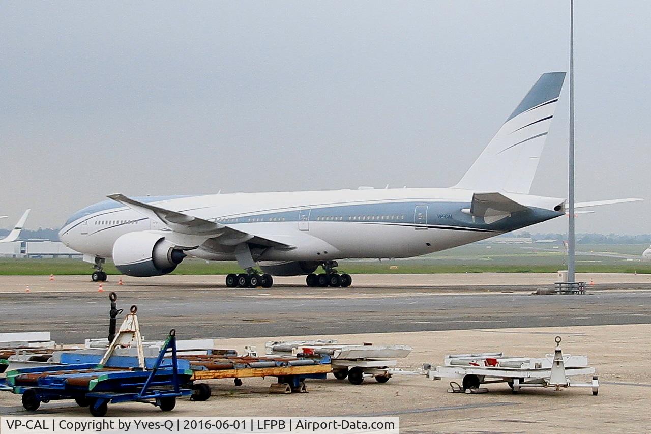 VP-CAL, 2010 Boeing 777-2KQ/LR C/N 40753, Boeing 777-2KQ LR, Parked, Paris-Le Bourget airport (LFPB - LBG)
