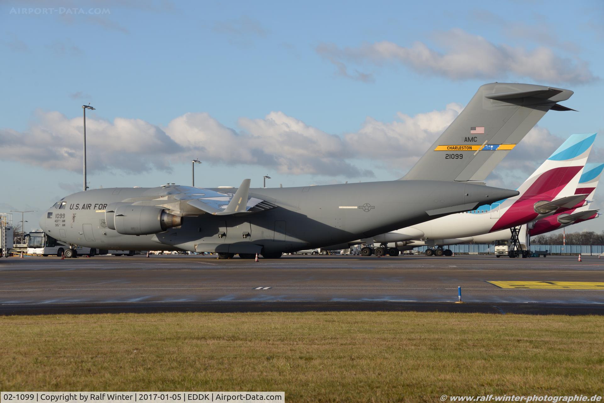 02-1099, 2002 Boeing C-17A Globemaster III C/N P-99, Boeing C-17A Globemaster III - MC RCH US Air Force USAF 'Charleston' - P-99 - 02-1099 - 05.01.2017 - CGN