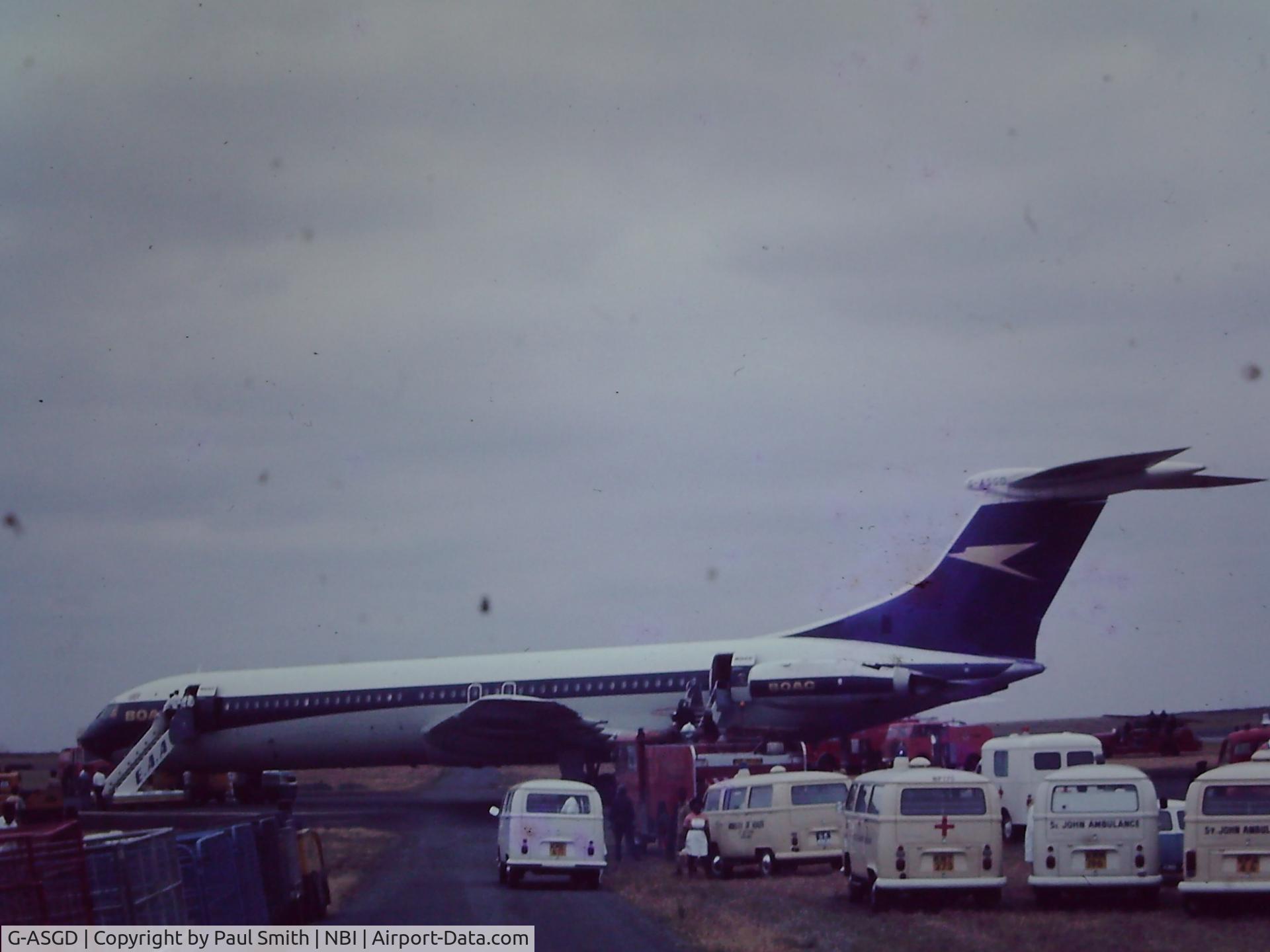 G-ASGD, 1965 BAC Super VC10 Srs 1151 C/N 854, BOAC flight recalled to Nairobi on the way to Seychelles with a bomb scare.  circa '72