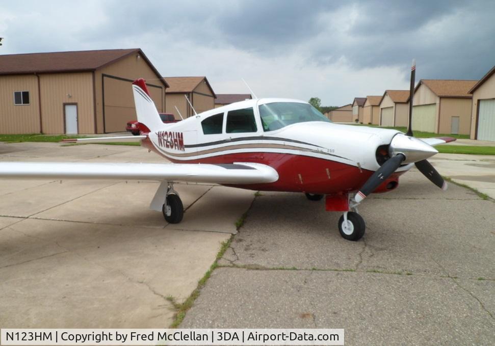 N123HM, 1961 Piper PA-24-250 Comanche C/N 24-2912, Photo taken 2017