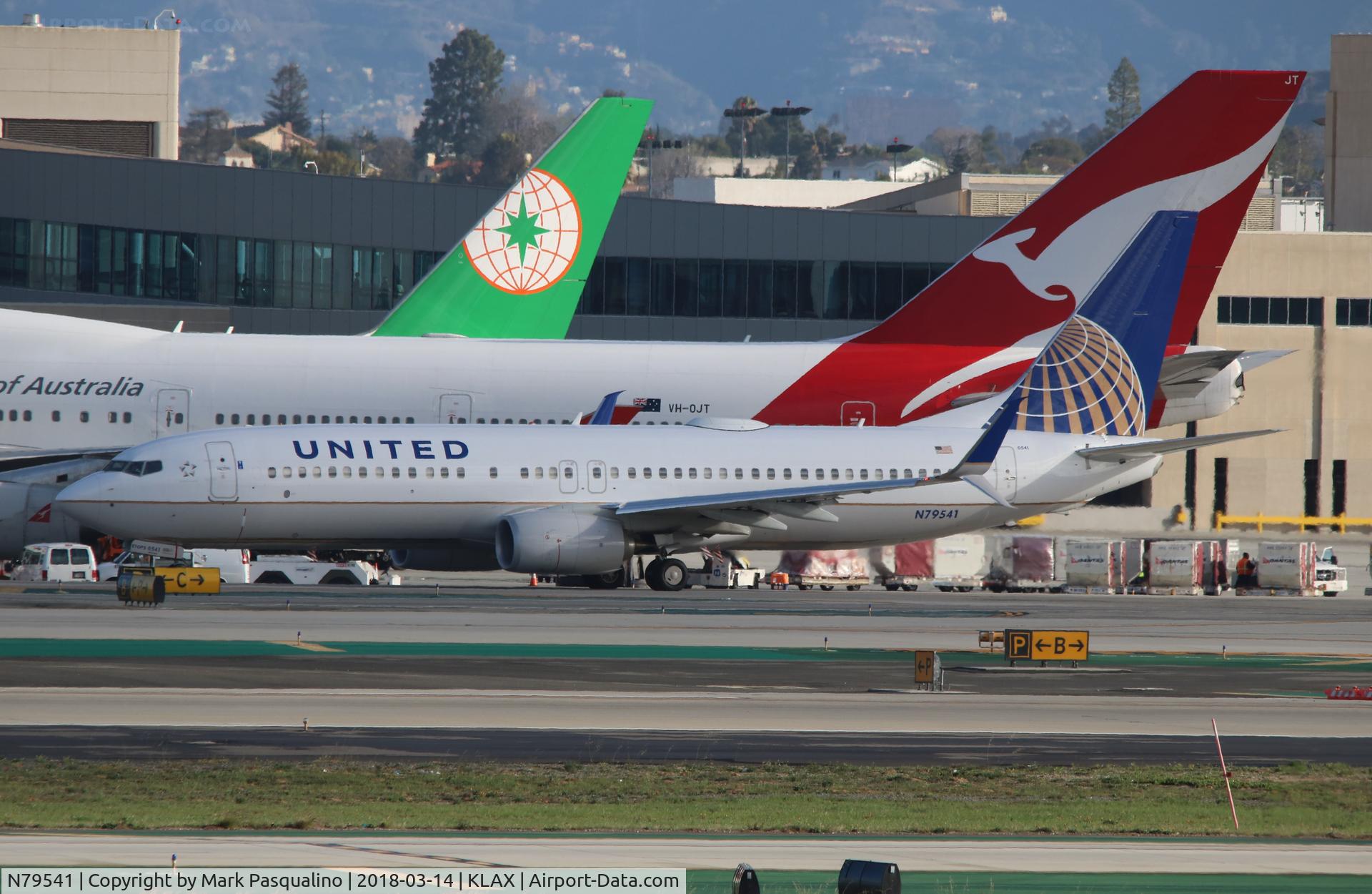 N79541, 2017 Boeing 737-824 C/N 63725, Boeing 737-800