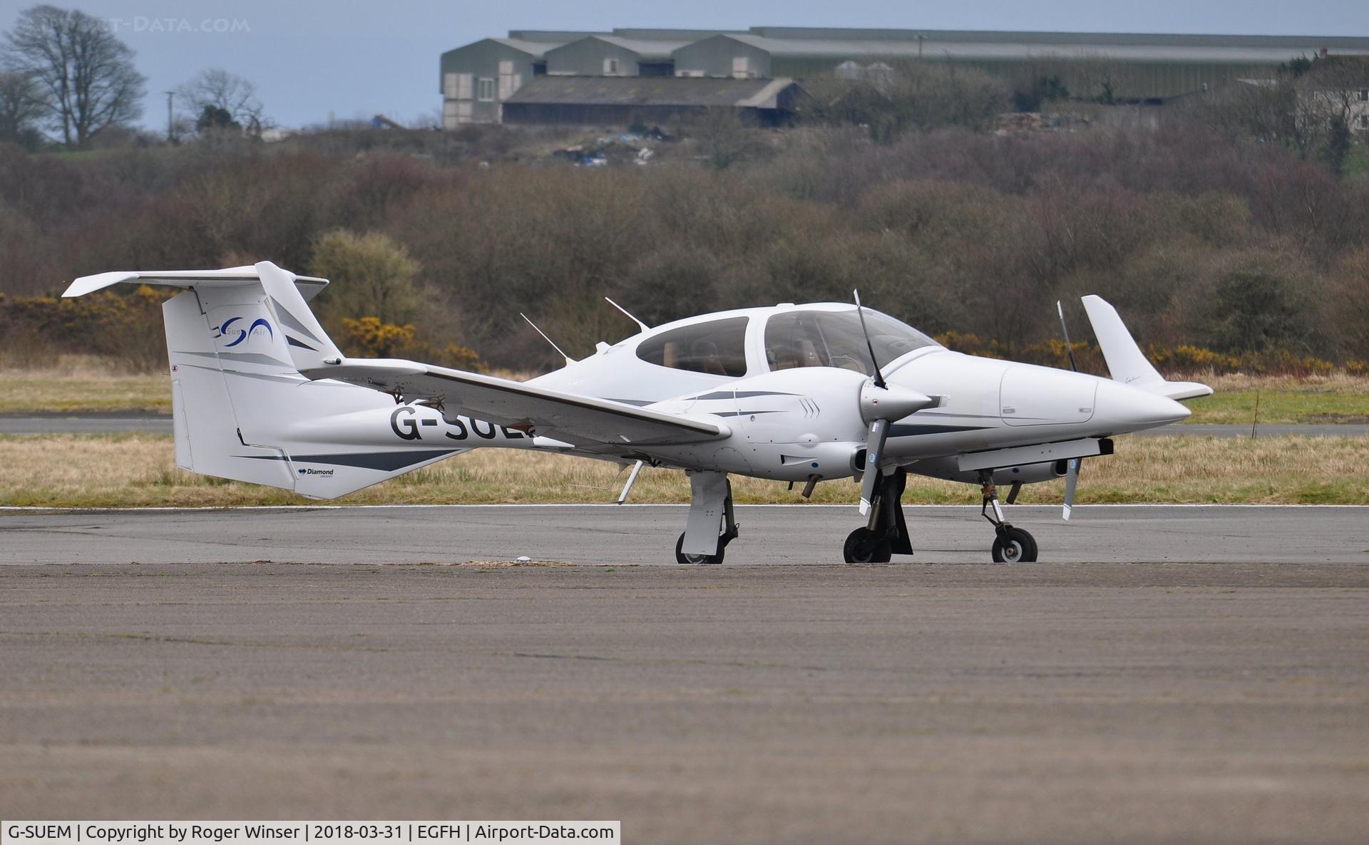 G-SUEM, 2008 Diamond DA-42 Twin Star C/N 42.332, Visiting Twin Star operated by Sue Air.