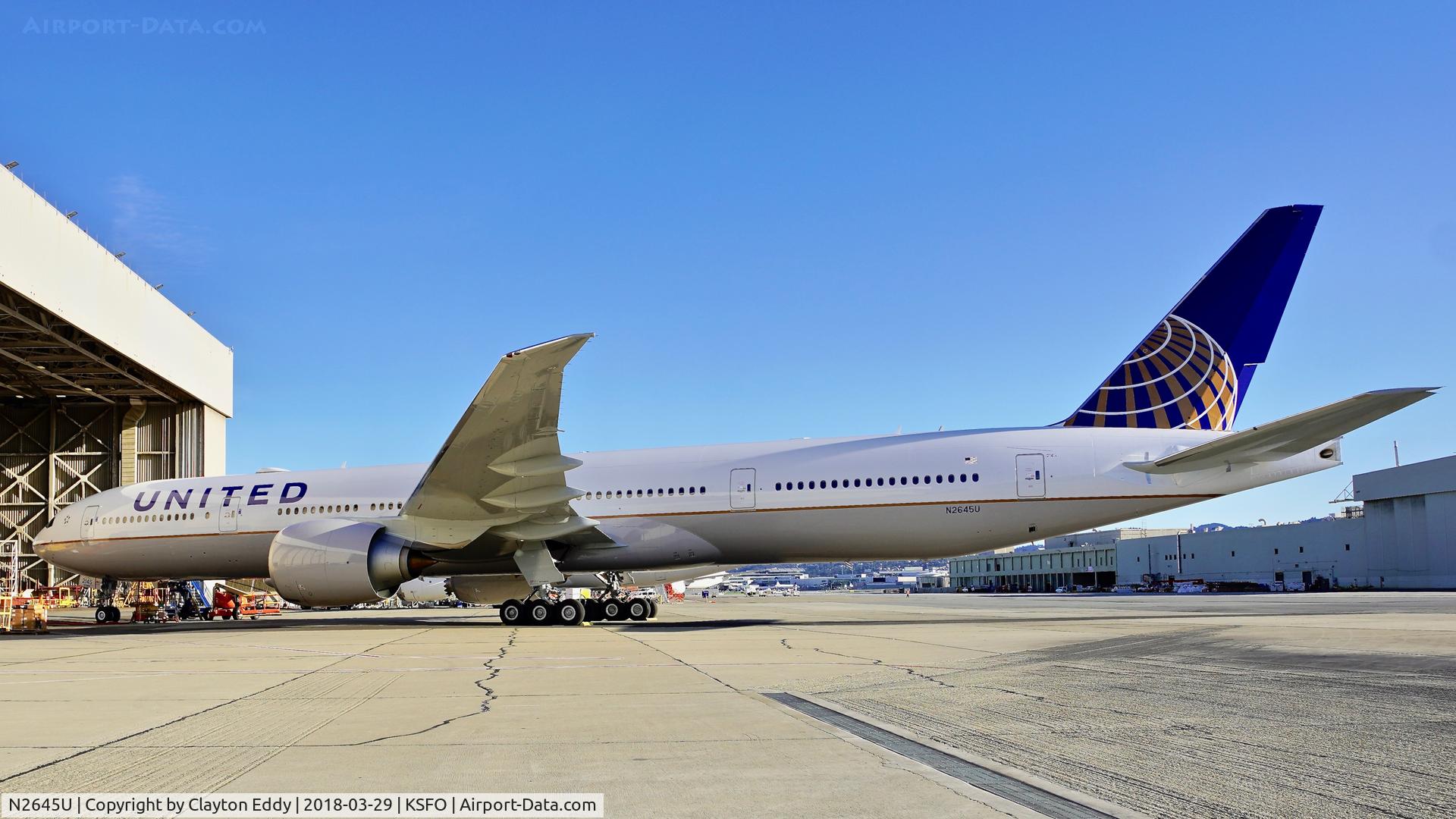 N2645U, 2017 Boeing 777-322/ER C/N 64989, SFO 2018.