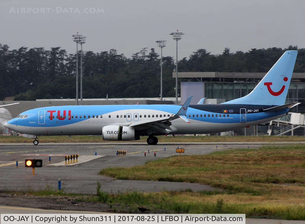 OO-JAY, 2013 Boeing 737-8K5 C/N 40944, Landing rwy 14R