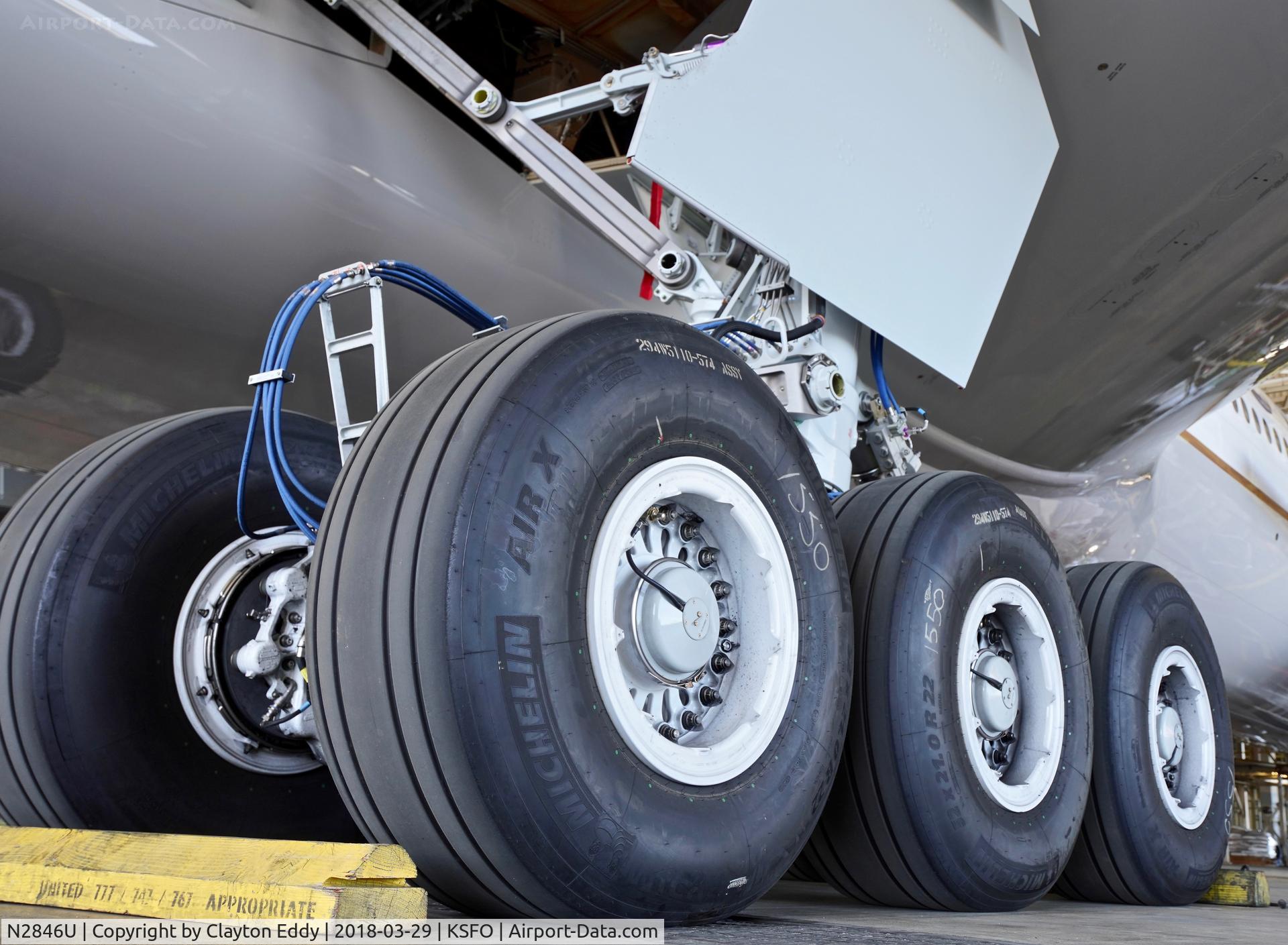 N2846U, 2018 Boeing 777-300/ER C/N 64990, SFO 2018.