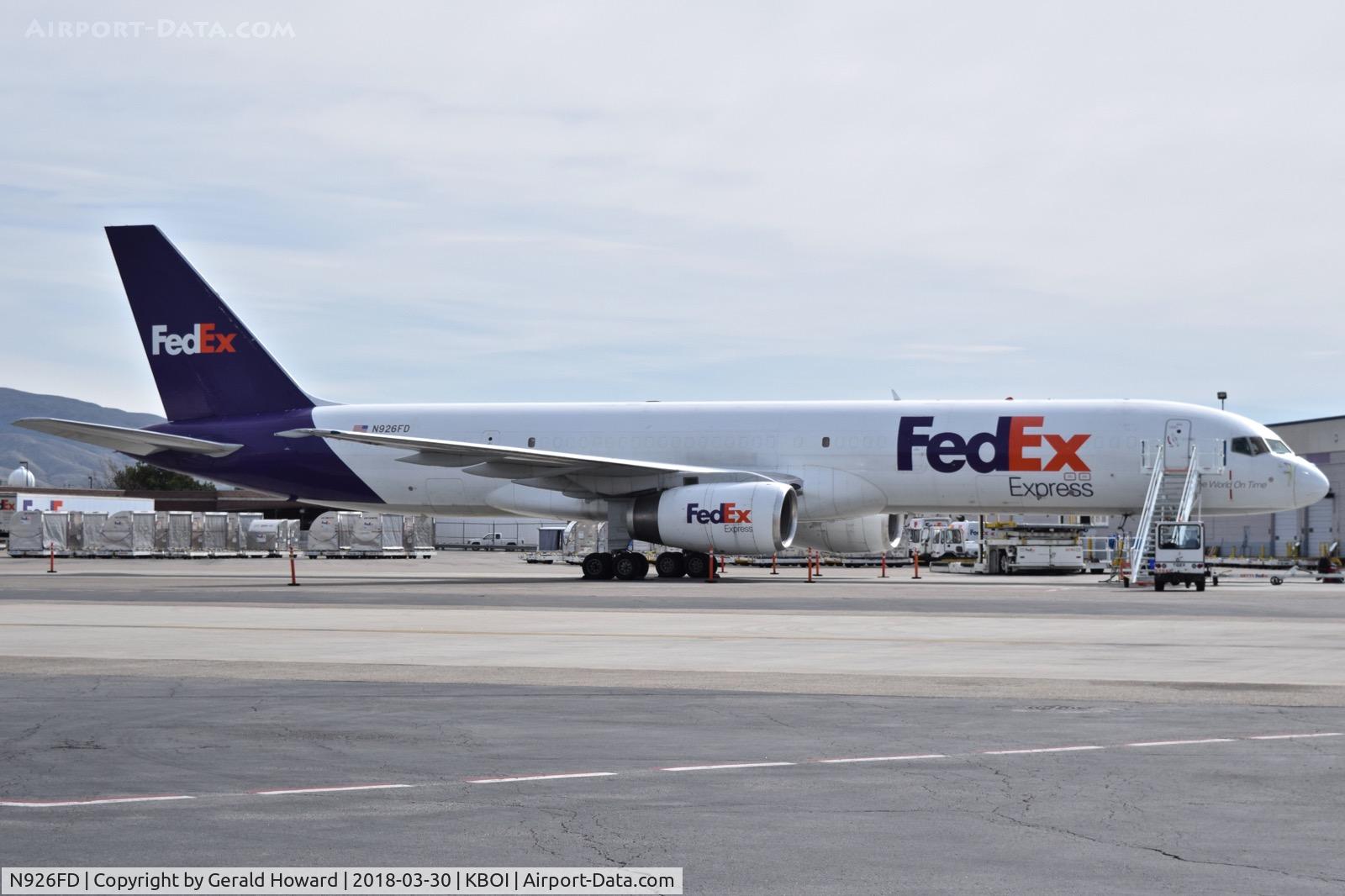 N926FD, 1985 Boeing 757-2S7 C/N 23323, Parked on the FedEx ramp.