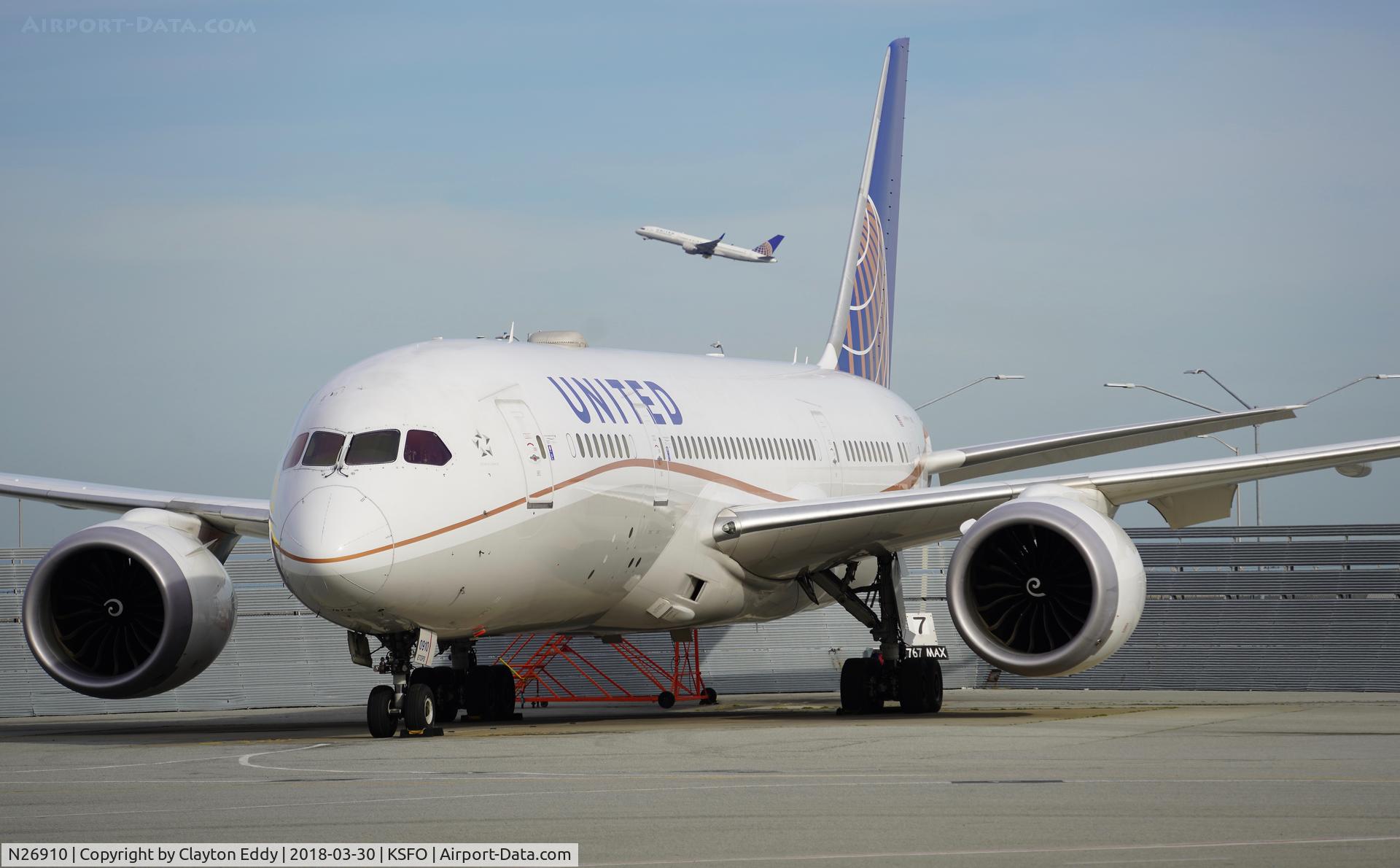 N26910, 2014 Boeing 787-8 Dreamliner C/N 34826, SFO 2018.