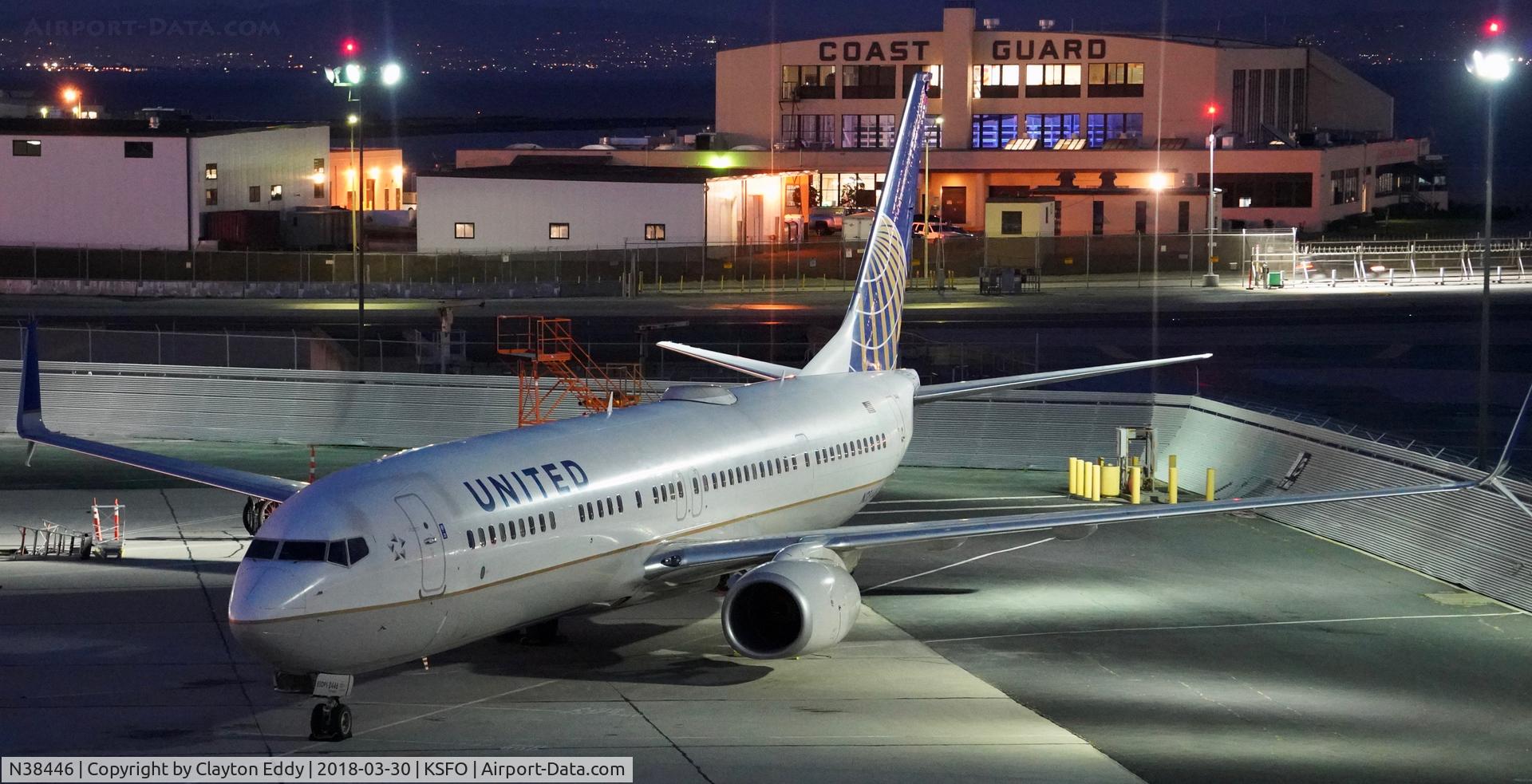 N38446, 2012 Boeing 737-924/ER C/N 31661, SFO 2018.