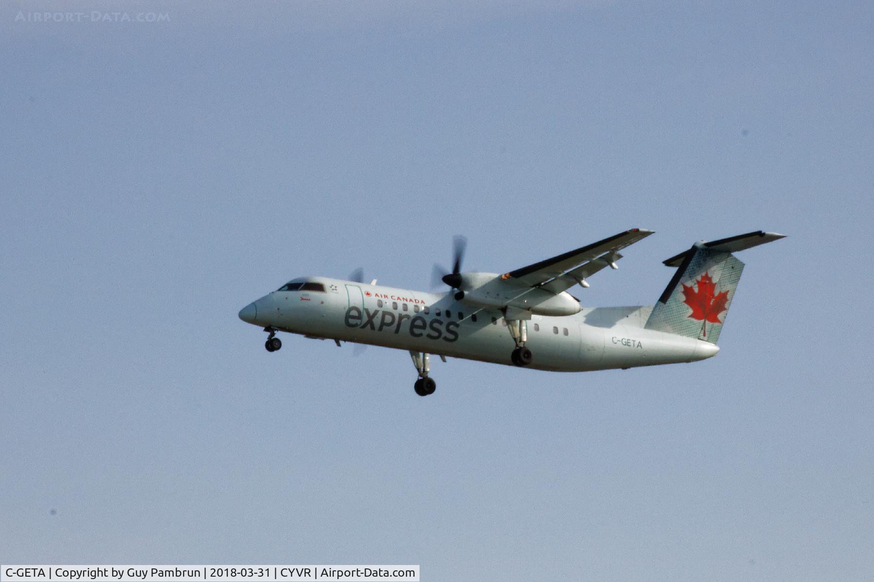 C-GETA, 1989 De Havilland Canada DHC-8-301 Dash 8 C/N 186, Landing