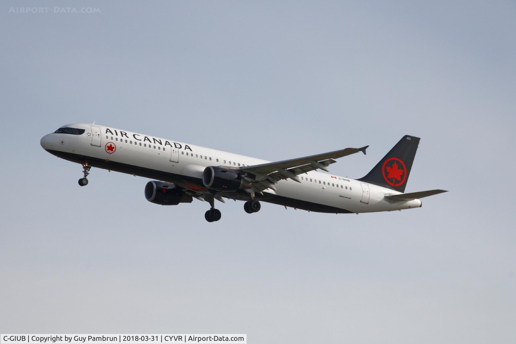 C-GIUB, 2001 Airbus A321-211 C/N 1623, Landing