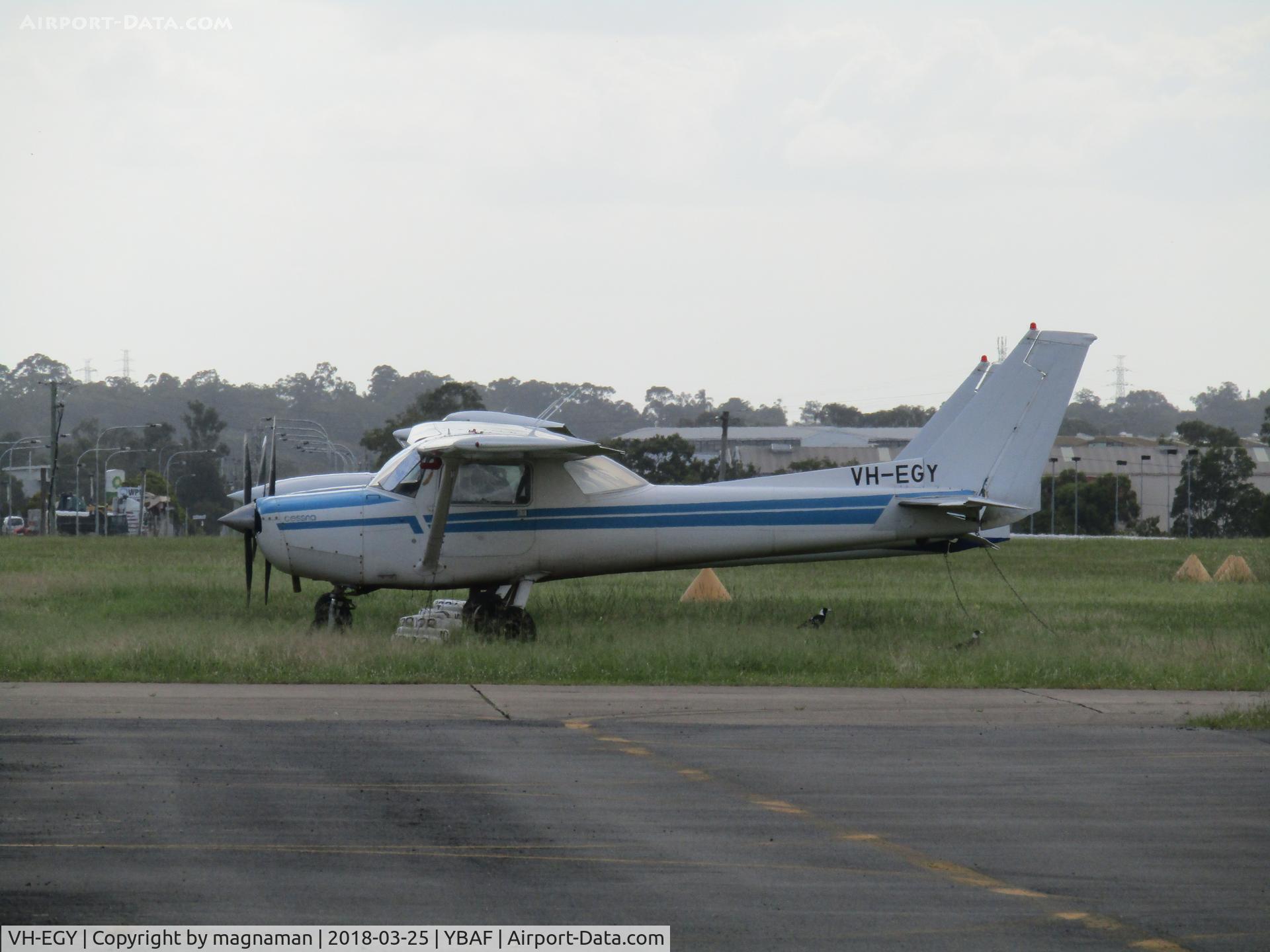 VH-EGY, 1978 Cessna 152 C/N 15281045, looks normal to me