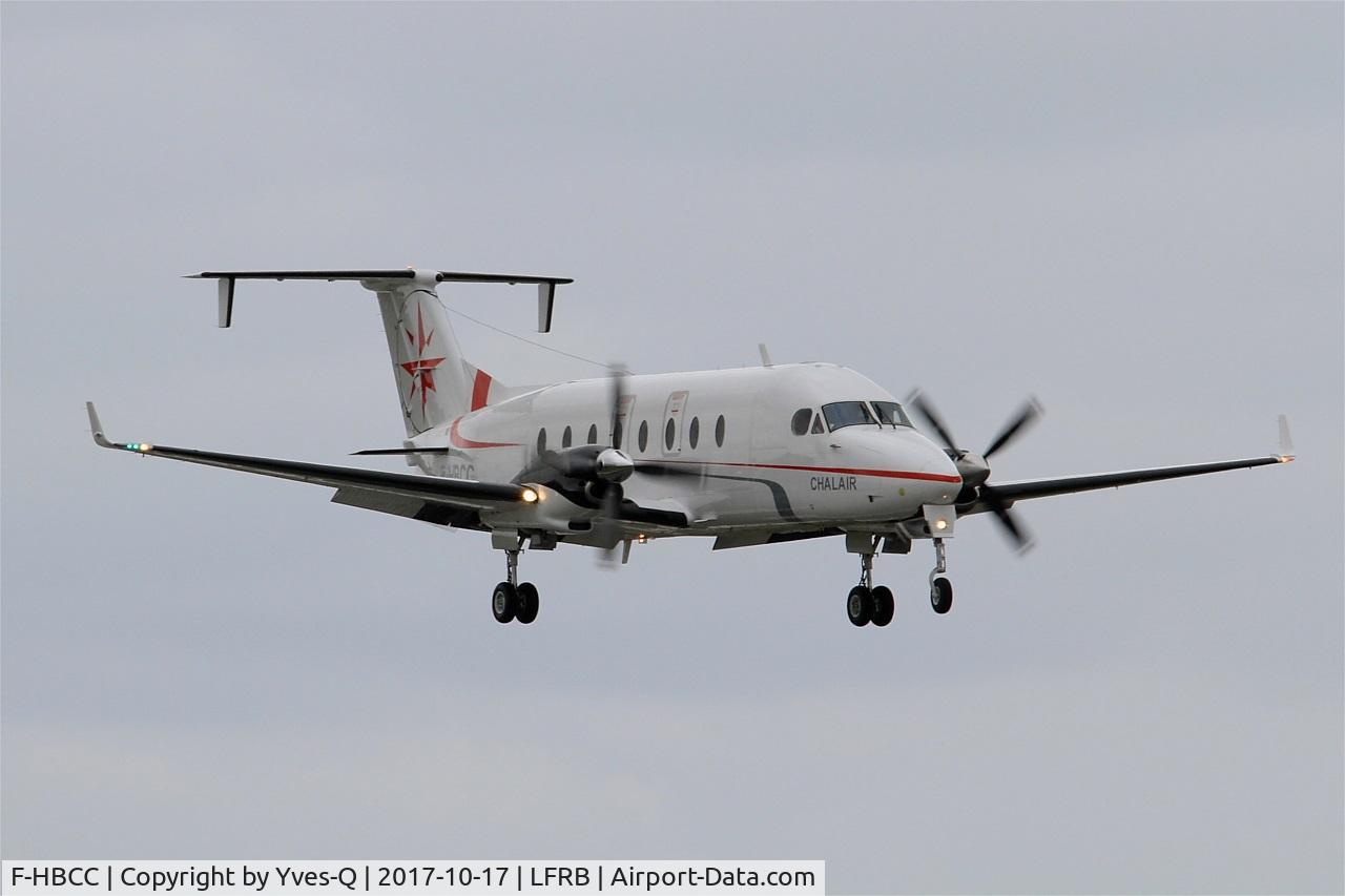 F-HBCC, 1999 Beech 1900D C/N UE-350, Beech 1900D, Short approach rwy 25L, Brest-Bretagne Airport (LFRB-BES)