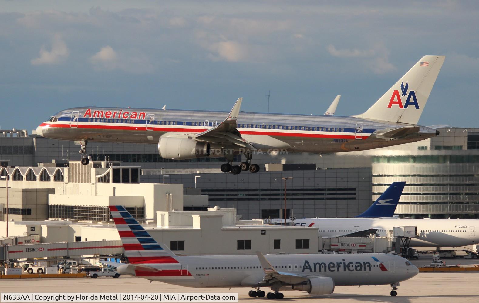 N633AA, 1990 Boeing 757-223 C/N 24591, American