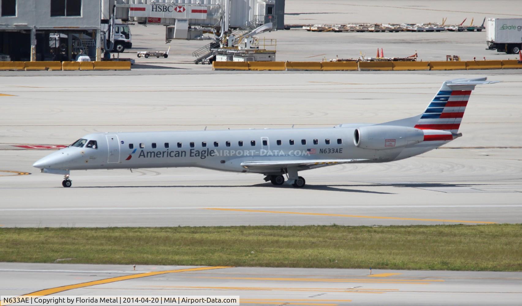N633AE, 1999 Embraer ERJ-145LR (EMB-145LR) C/N 145148, American Eagle