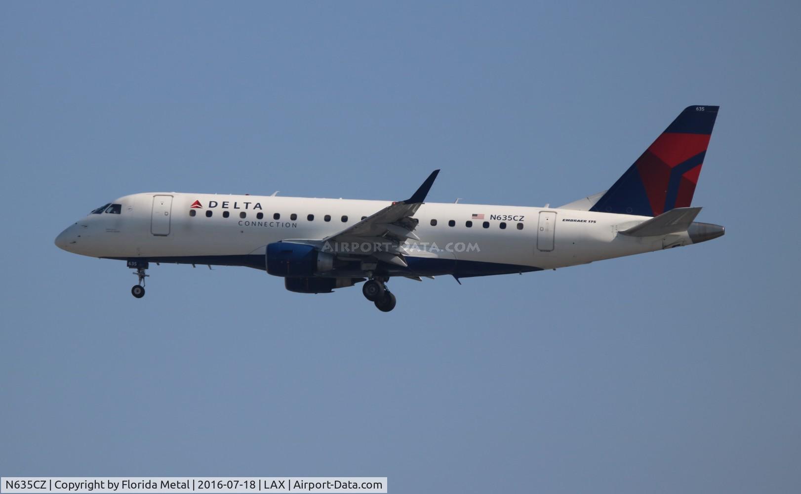 N635CZ, 2008 Embraer 175LR (ERJ-170-200LR) C/N 17000252, Delta Connection