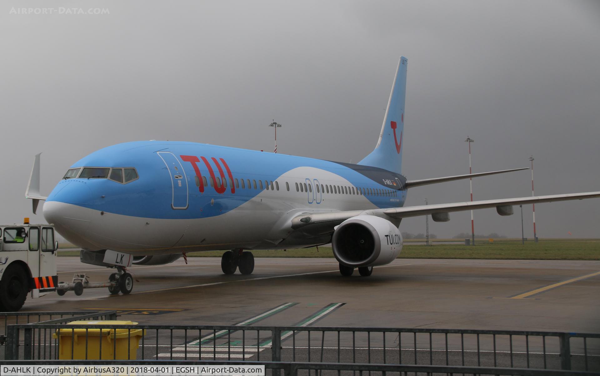 D-AHLK, 2008 Boeing 737-8K5 C/N 35143, Repainted now in TUI livery on a wet Easter Sunday seen being rolled out