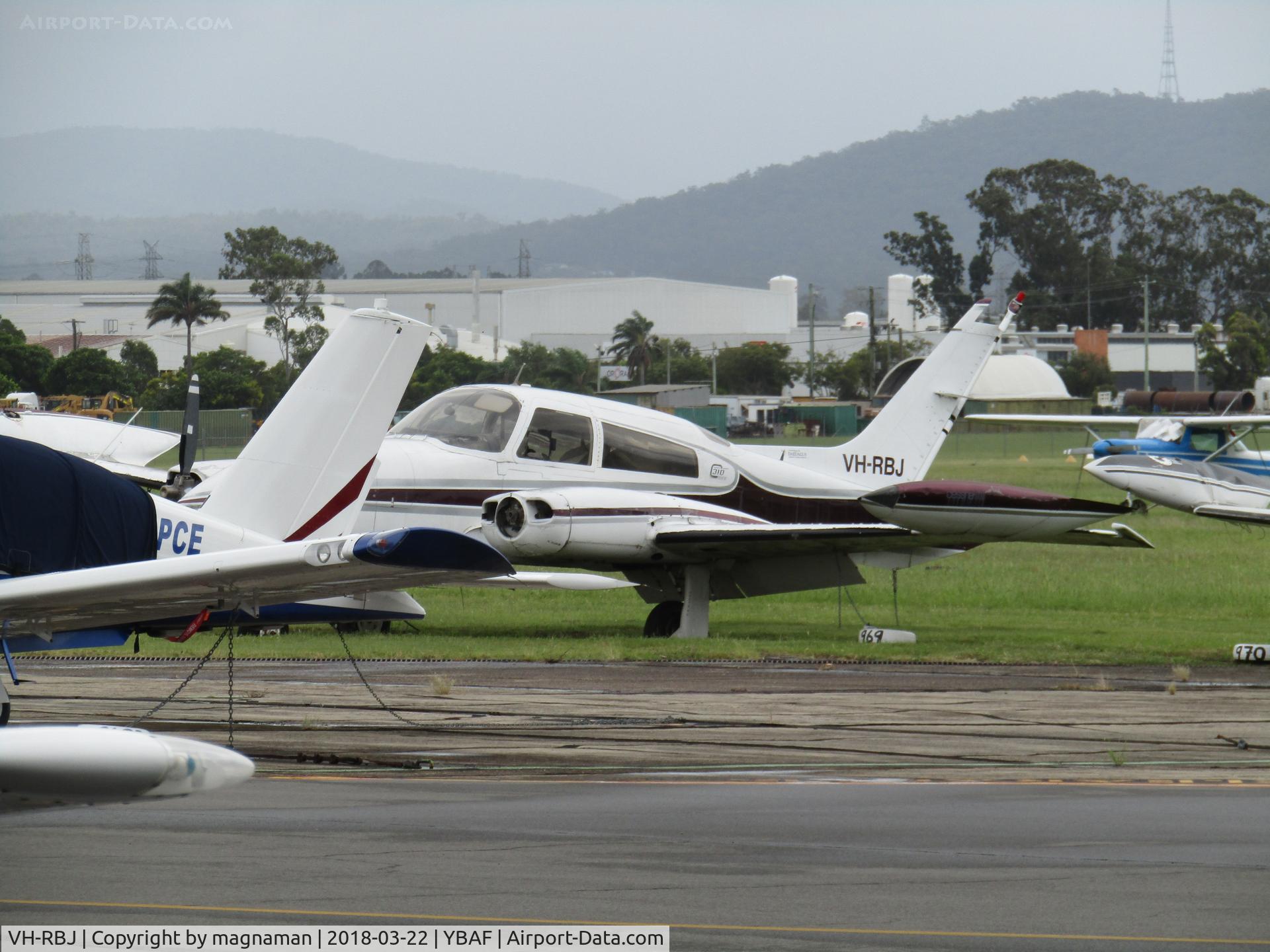 VH-RBJ, Cessna 310R C/N 310R1604, not flying today!