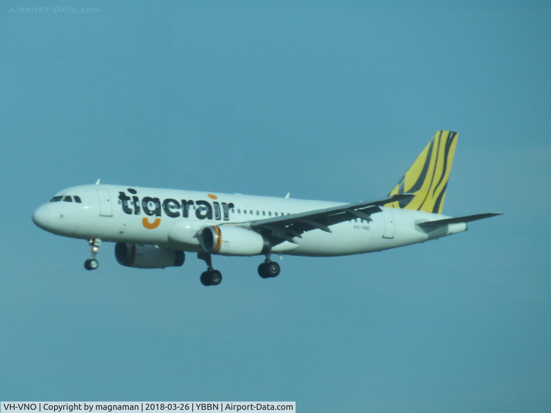 VH-VNO, 2009 Airbus A320-232 C/N 4053, on finals at BNE