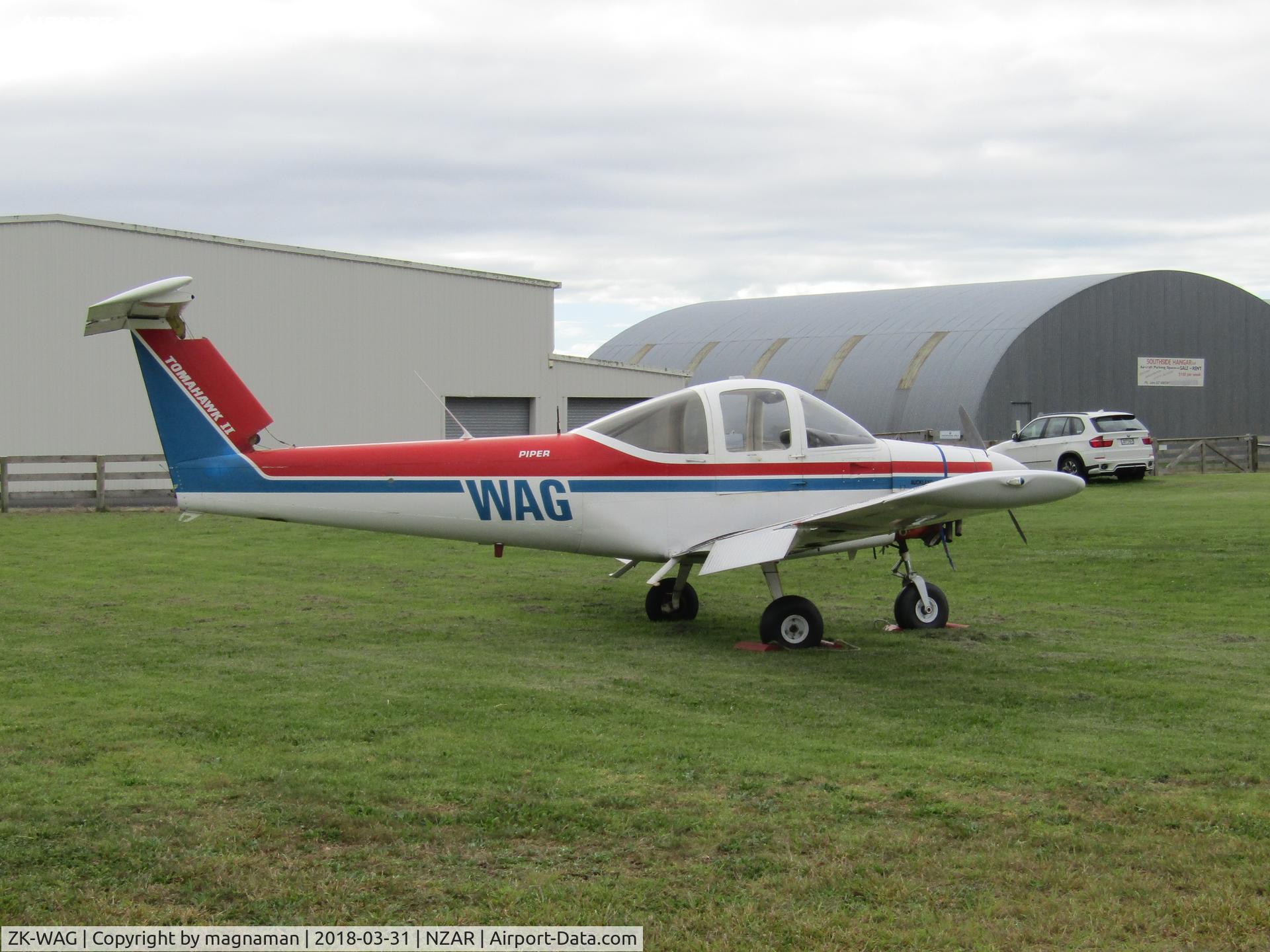 ZK-WAG, Piper PA-38-112 Tomahawk Tomahawk C/N 38-82A0087, not a football star in sight