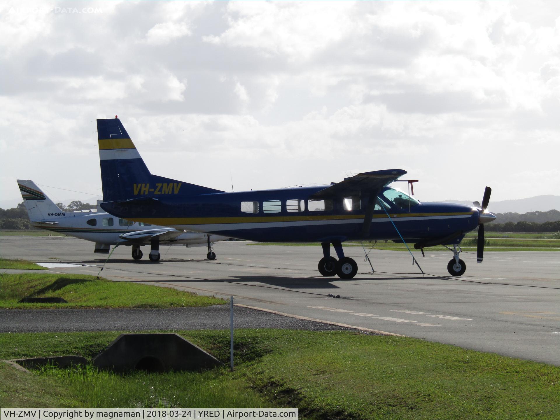 VH-ZMV, 1986 Cessna 208 Caravan I C/N 208-00083, on ramp at Recliffe
