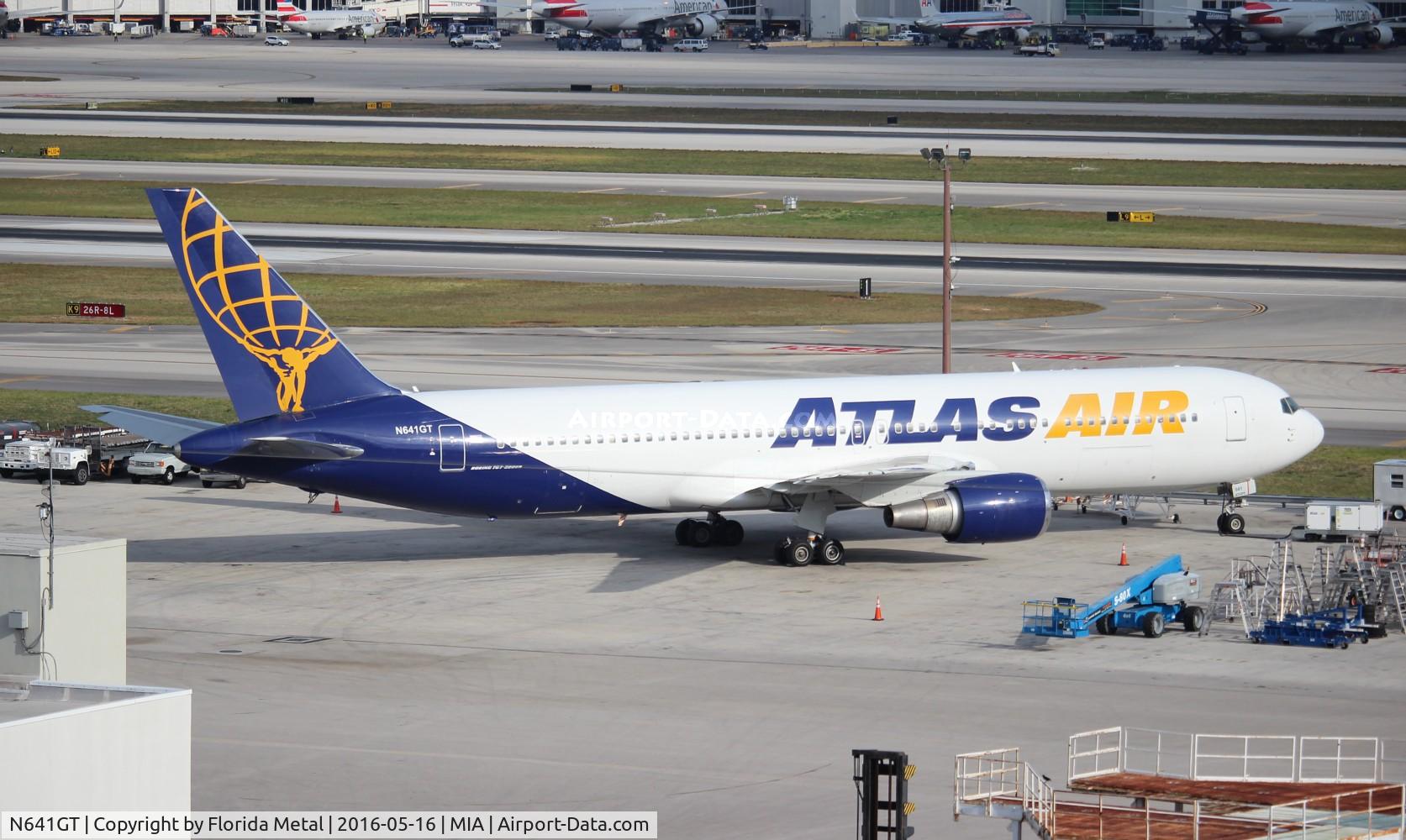 N641GT, Boeing 767-38E C/N 25132, Atlas