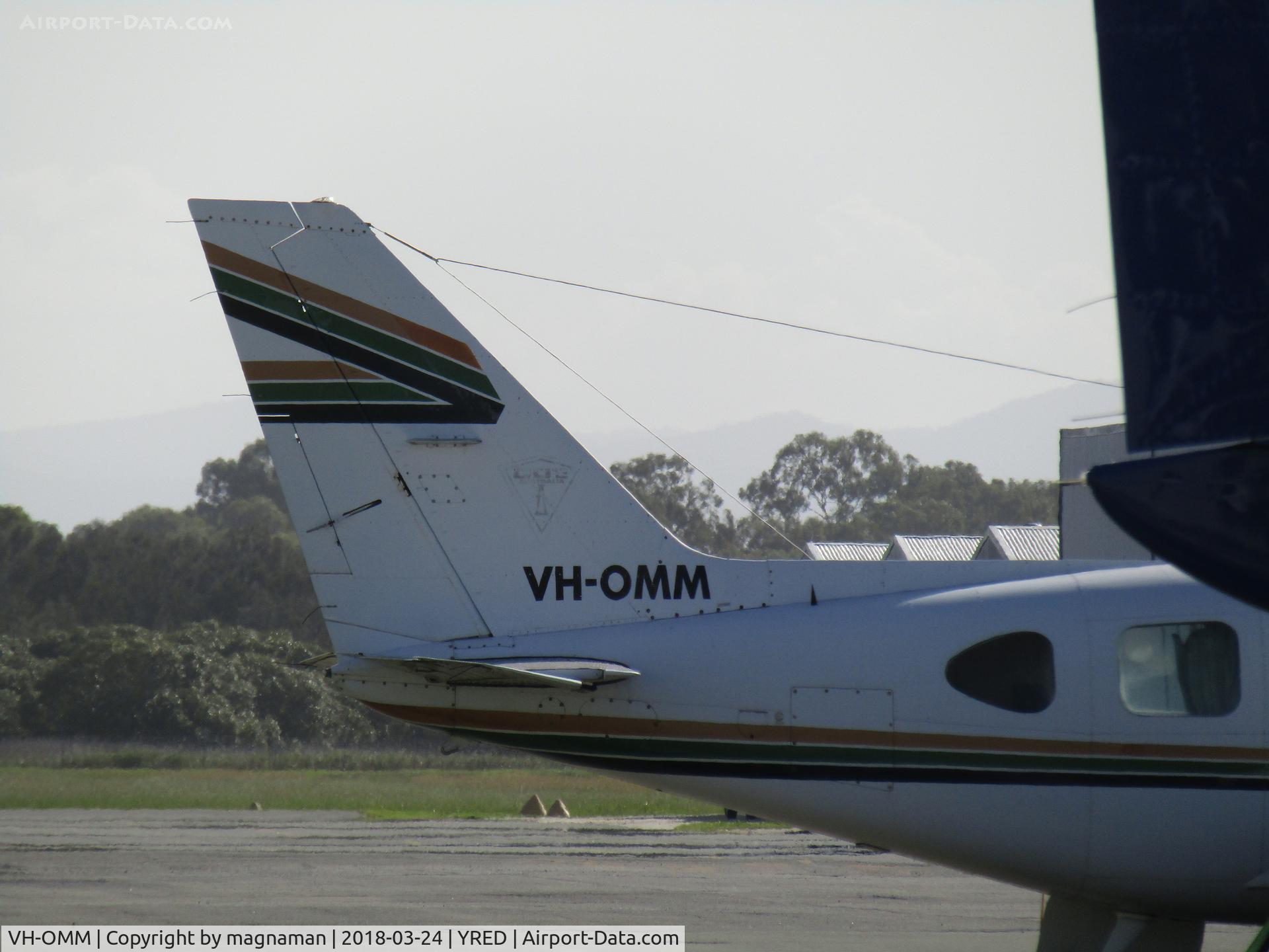 VH-OMM, 1981 Piper PA-31-350 Chieftain C/N 31-8152153, calm plane