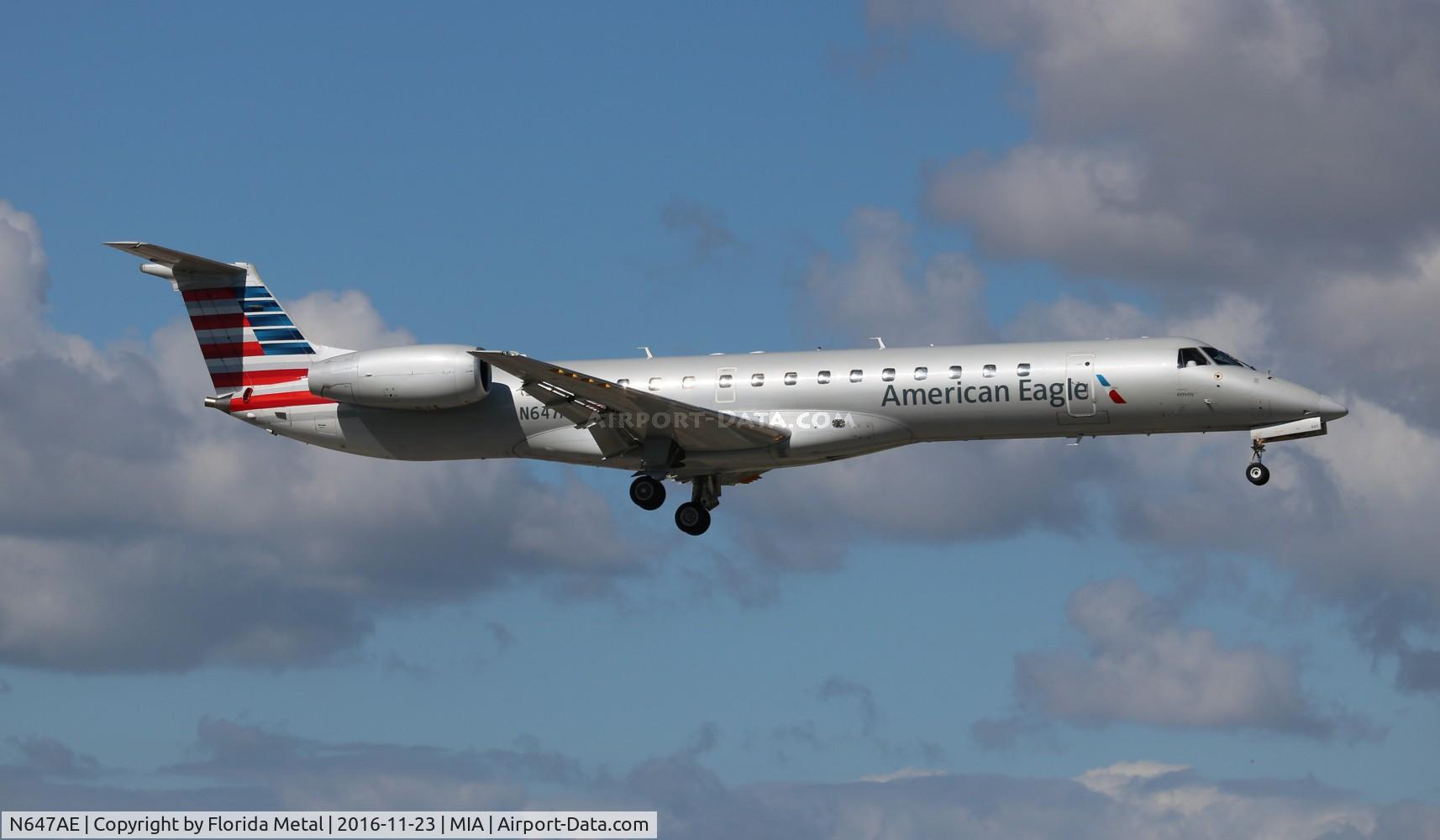 N647AE, 2000 Embraer ERJ-145LR (EMB-145LR) C/N 145222, American Eagle