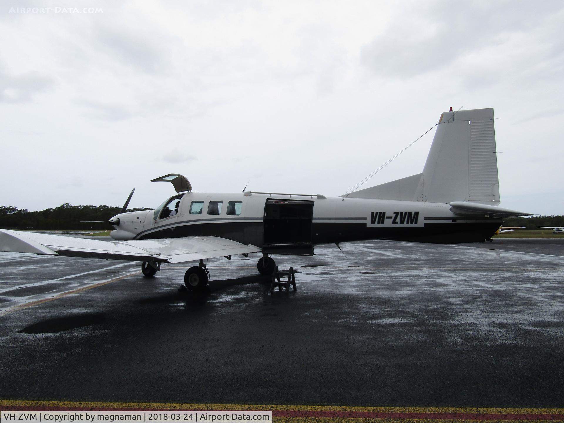 VH-ZVM, 2006 Pacific Aerospace 750XL C/N 126, open for business - at caloundra