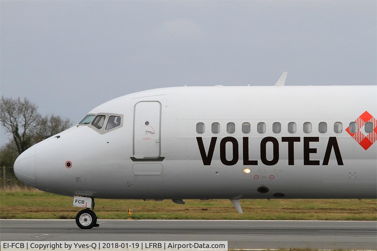 EI-FCB, 2005 Boeing 717-200 C/N 55191, Boeing 717-200, Taxiing to holding point rwy 25L, Brest-Bretagne Airport (LFRB-BES)