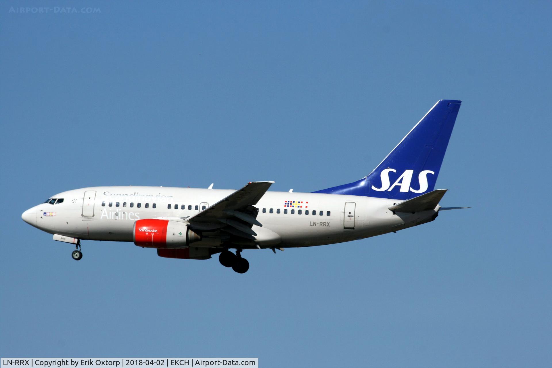 LN-RRX, 1998 Boeing 737-683 C/N 28296, LN-RRX landing rw 22L