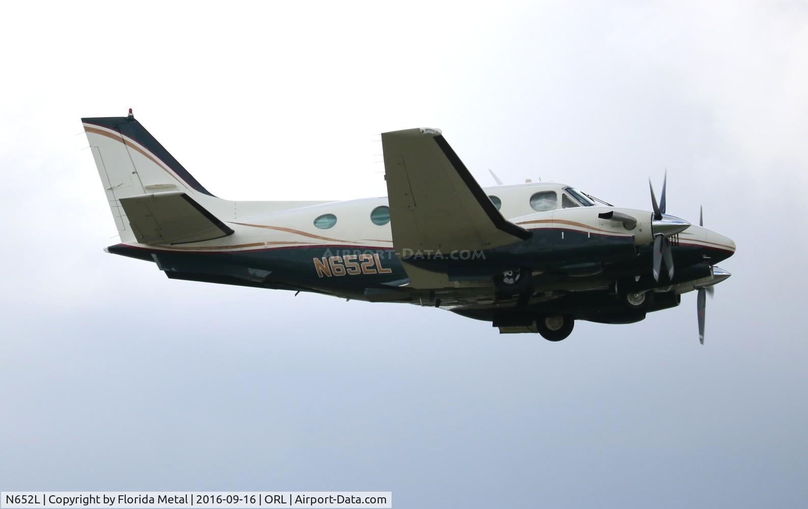 N652L, 1979 Beech E-90 King Air C/N LW-329, Beech E90