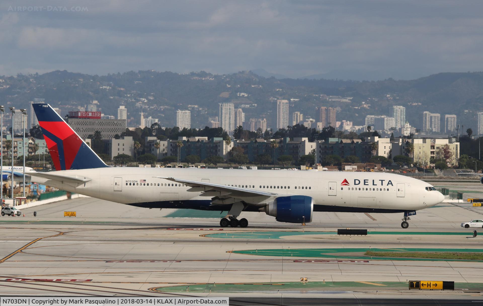 N703DN, 2009 Boeing 777-232/LR C/N 32222, Boeing 777-200LR