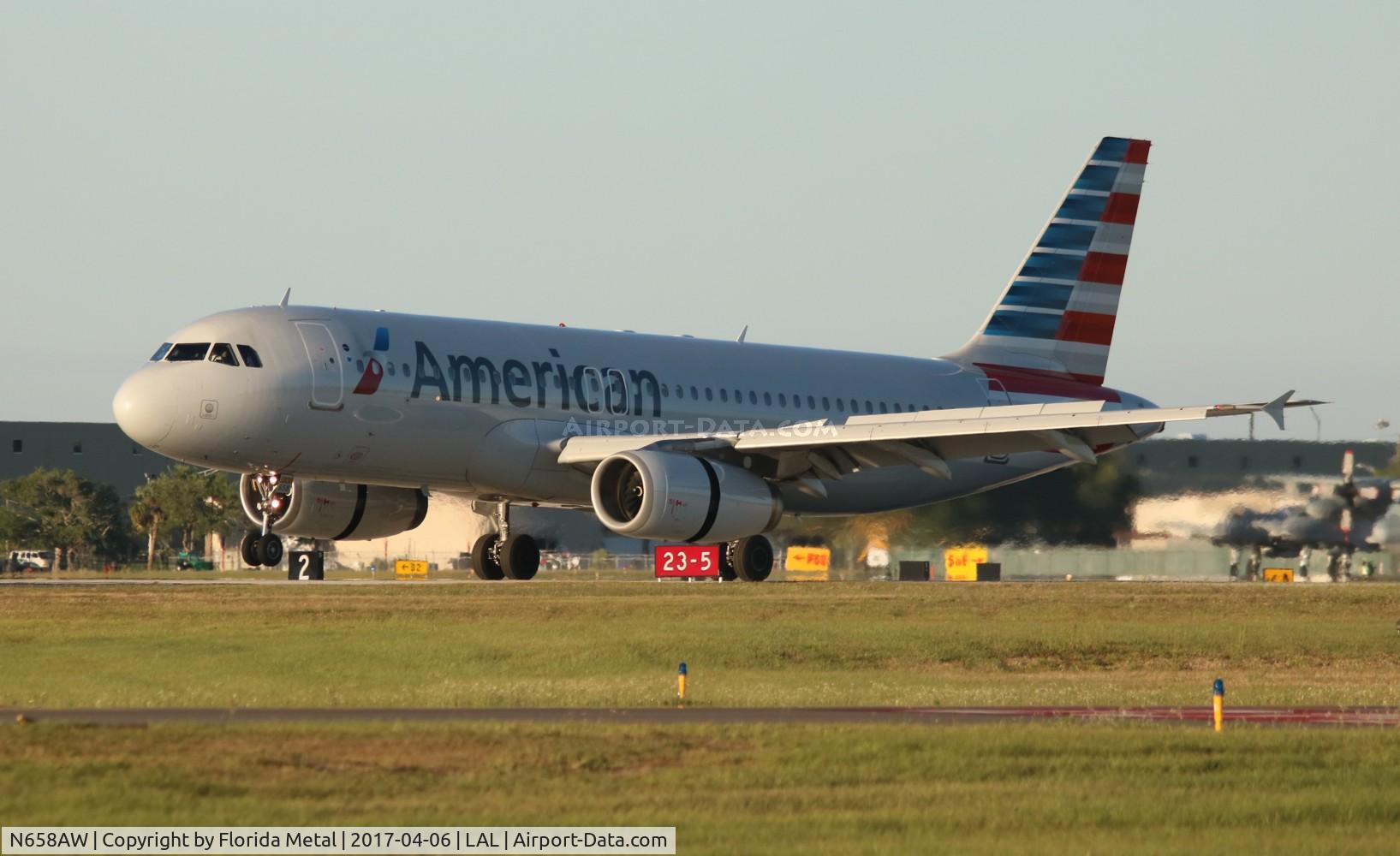 N658AW, 1999 Airbus A320-232 C/N 1110, American