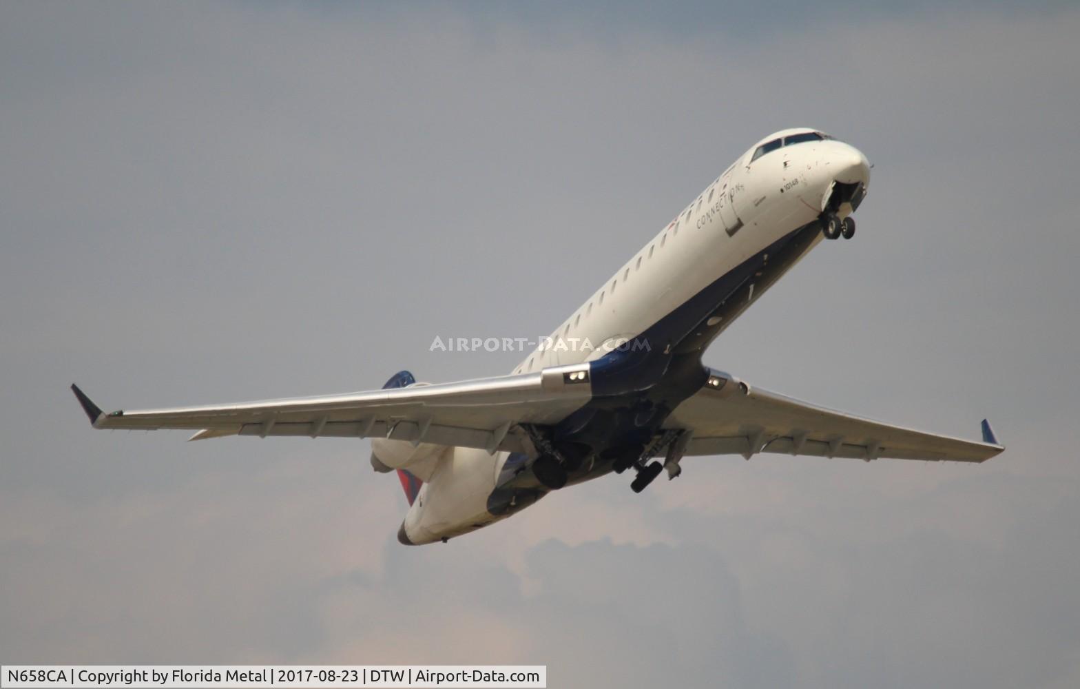 N658CA, 2004 Bombardier CRJ-700 (CL-600-2C10) Regional Jet C/N 10148, Delta Connection