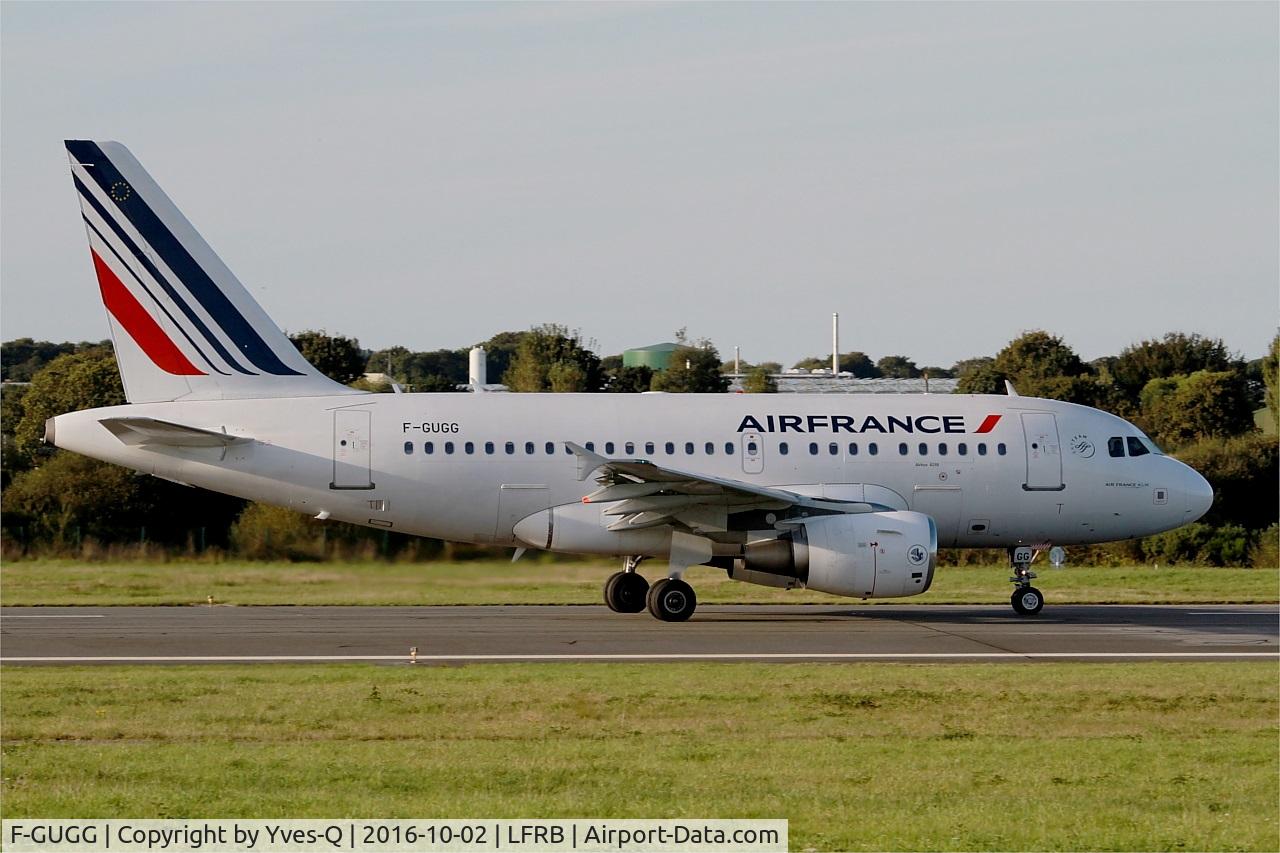 F-GUGG, 2004 Airbus A318-111 C/N 2317, Airbus A318-111, Take off run rwy 07R, Brest-Bretagne airport (LFRB-BES)