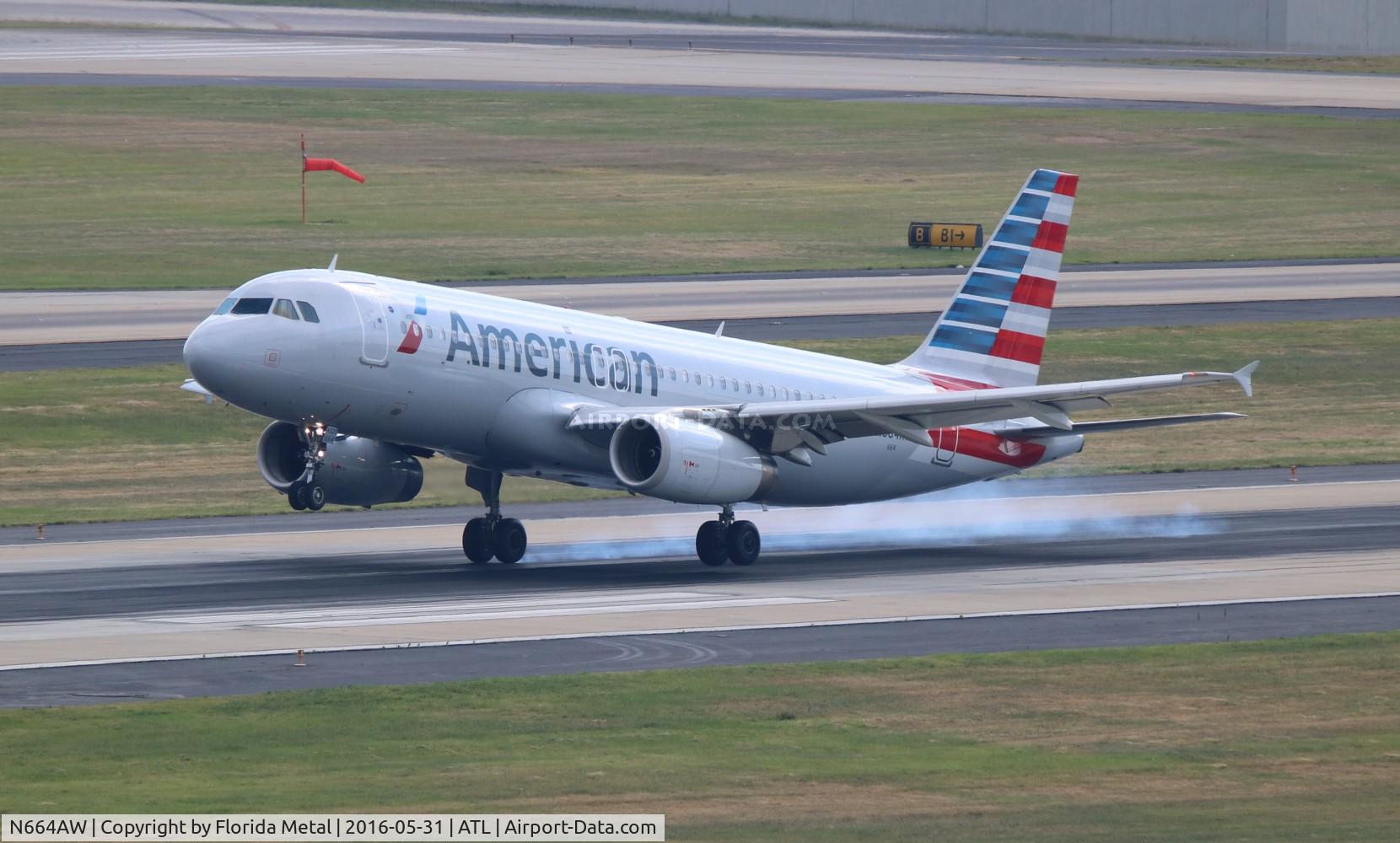 N664AW, 2001 Airbus A320-232 C/N 1621, American