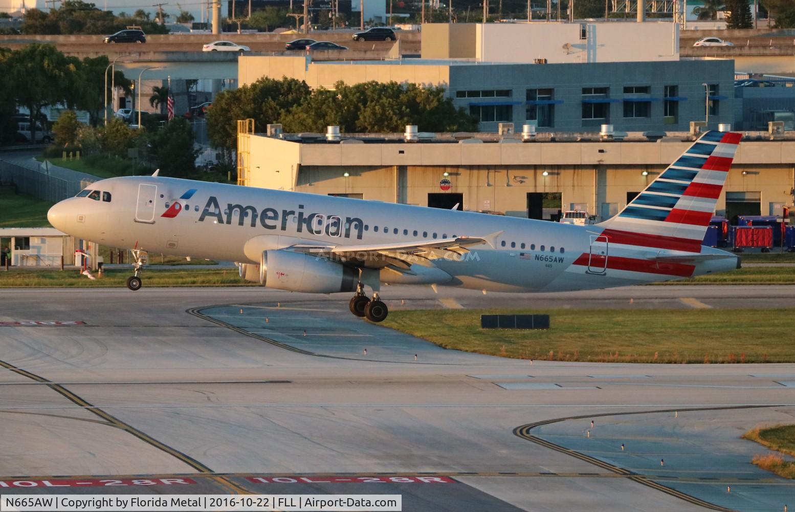 N665AW, 2001 Airbus A320-232 C/N 1644, American
