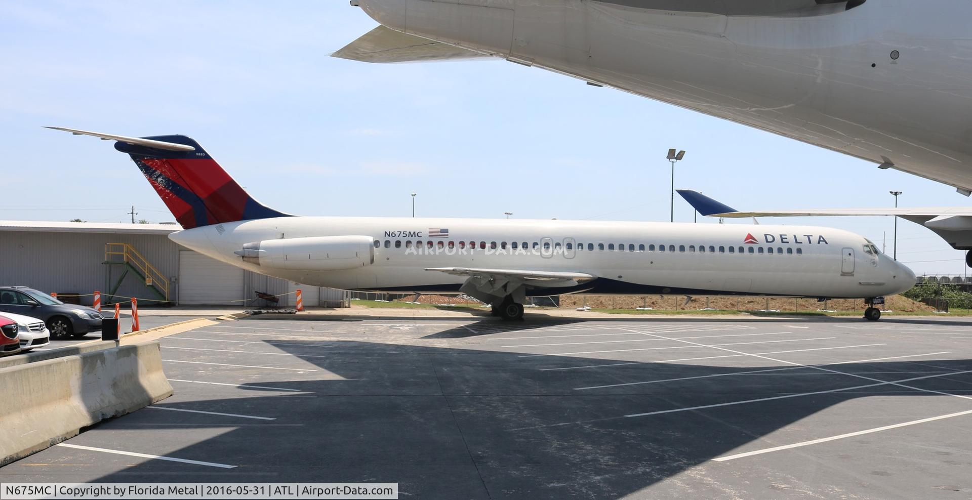 N675MC, 1975 Douglas DC-9-51 C/N 47651, Delta