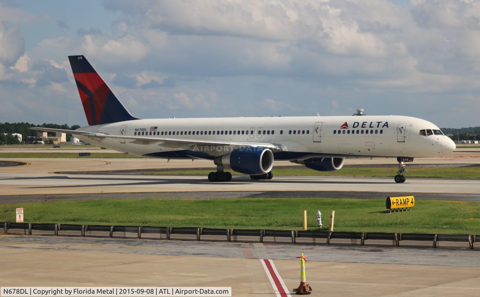 N678DL, 1998 Boeing 757-232 C/N 25983, Delta