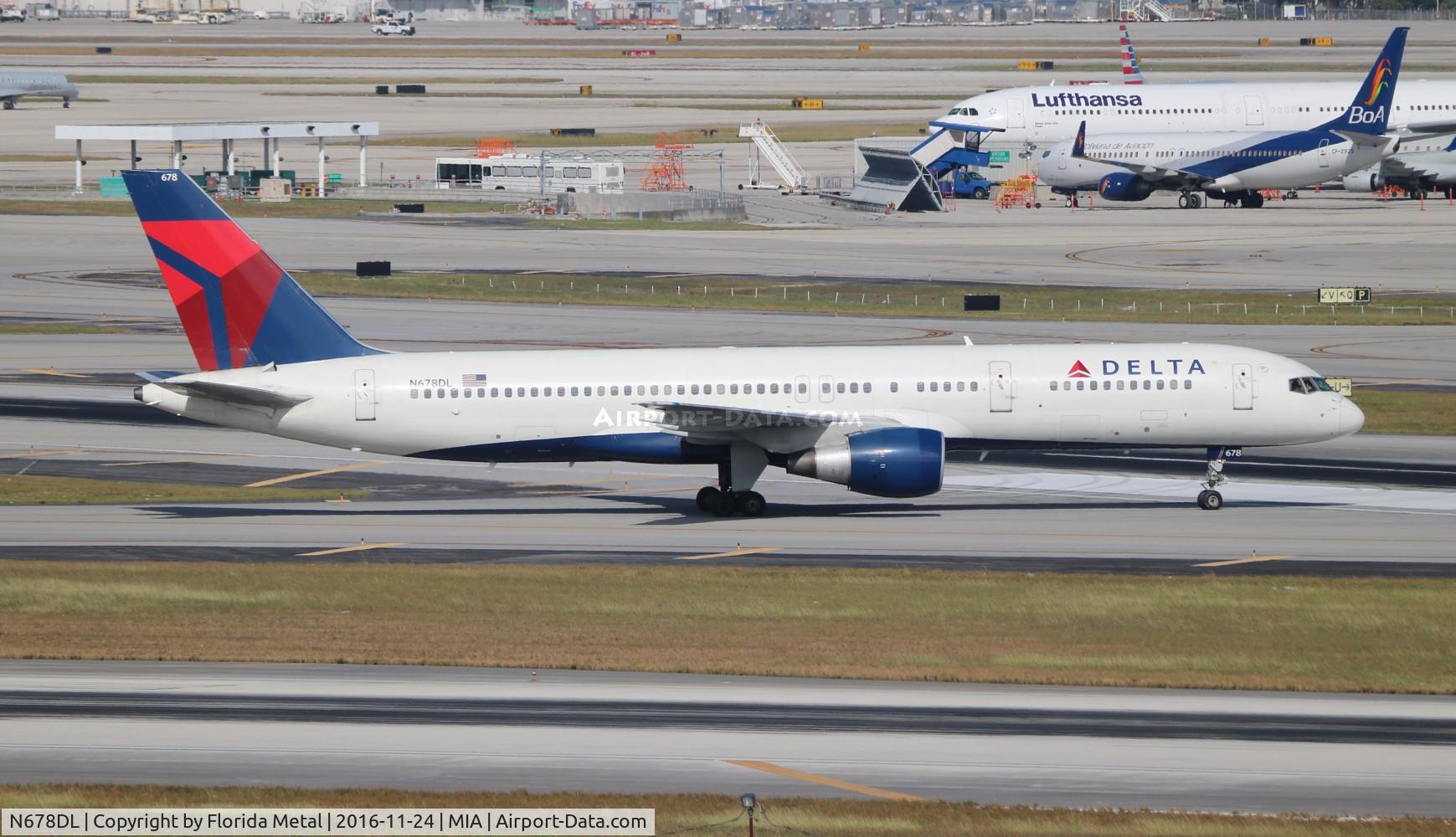 N678DL, 1998 Boeing 757-232 C/N 25983, Delta