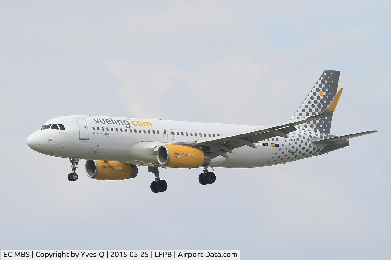 EC-MBS, 2014 Airbus A320-232 C/N 6123, Airbus A320-232, Short approach rwy 26, Paris-Orly airport (LFPO-ORY)